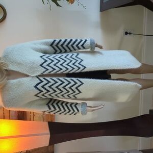 Sioni white and Black Chevron Cardigan, Size S.